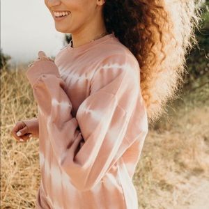 FINAL PRICE REDUCTION CJLA Levi Pullover